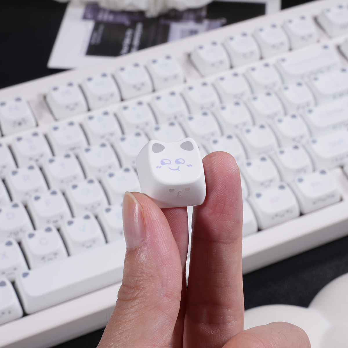 ZORNHER LumiCat ZH980 Cute Cat Aesthetic Mechanical Keyboard