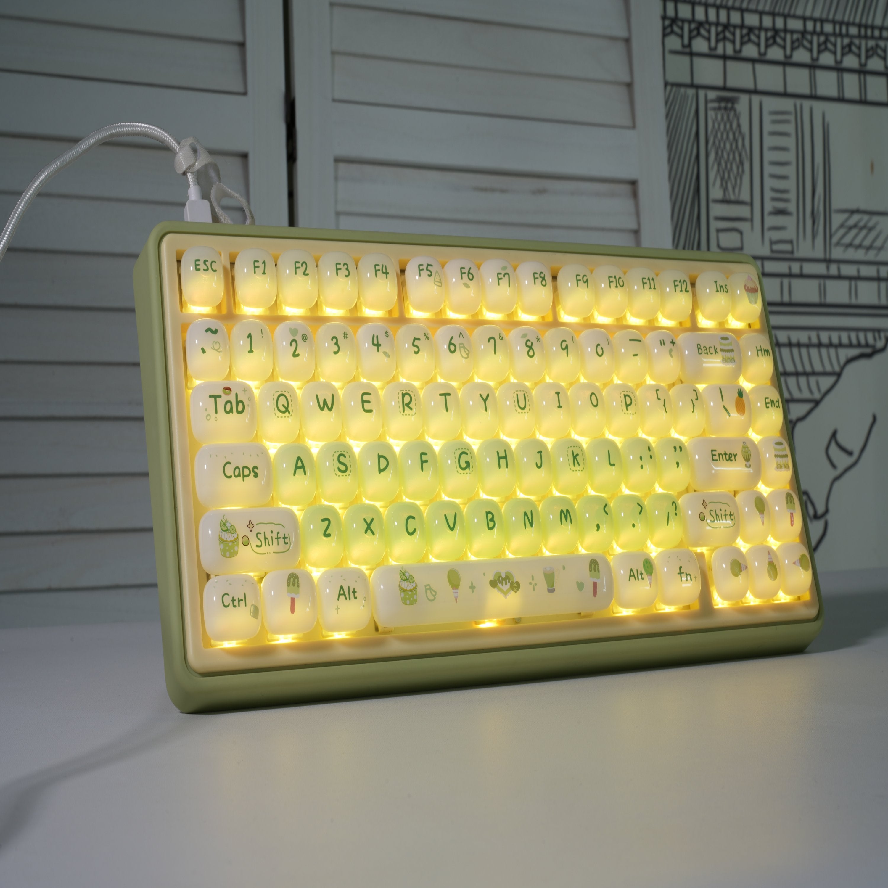 ZORNHER SHINE UR82 Cute 82-Key Mint Green Aesthetic Keyboard